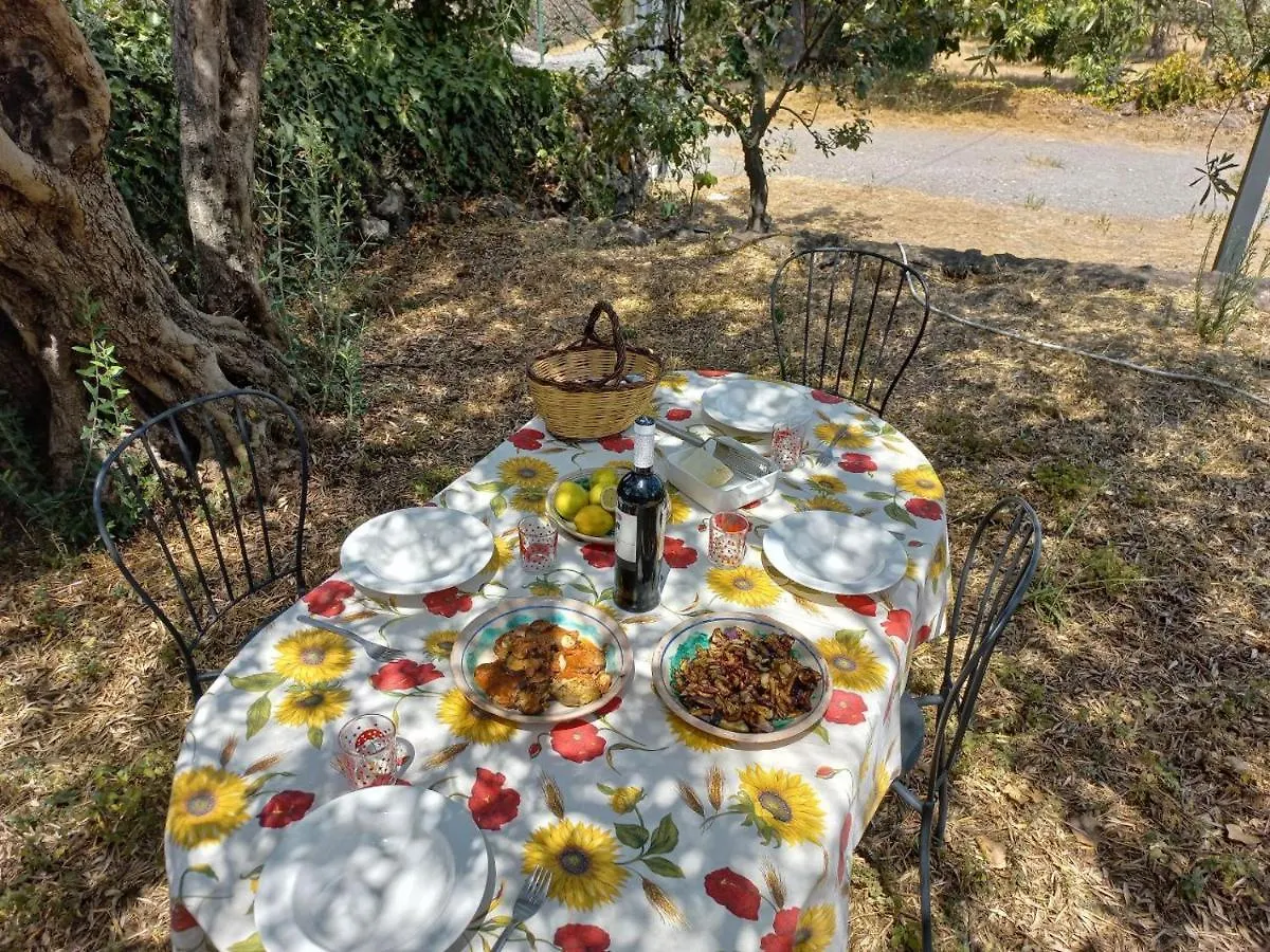 La Casa Di Bacco - Etna Country House - Affitto Breve Castiglione De Sicilia Italie